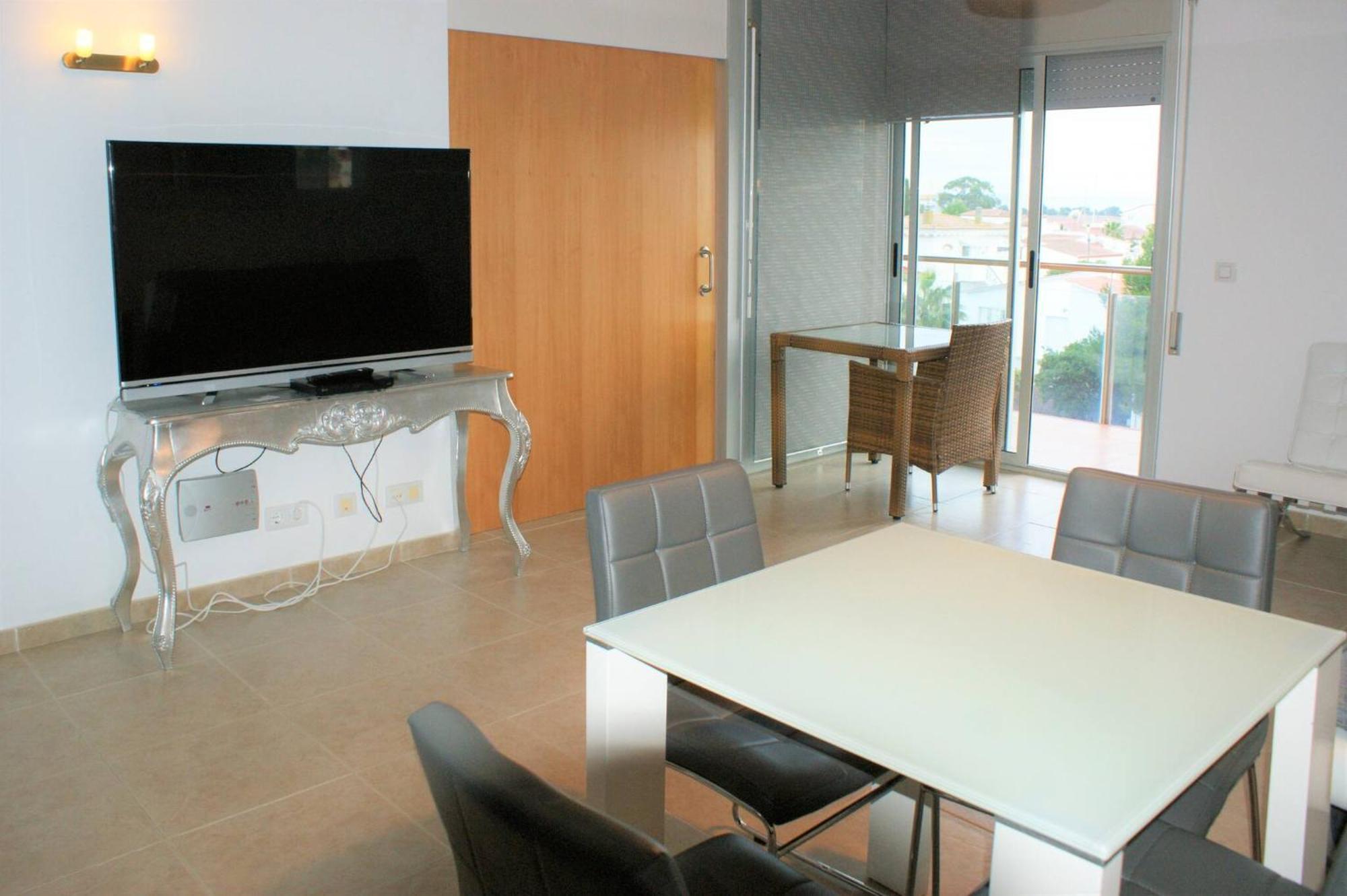 Apartamento en Roses con vistas al canal y piscina Exterior foto